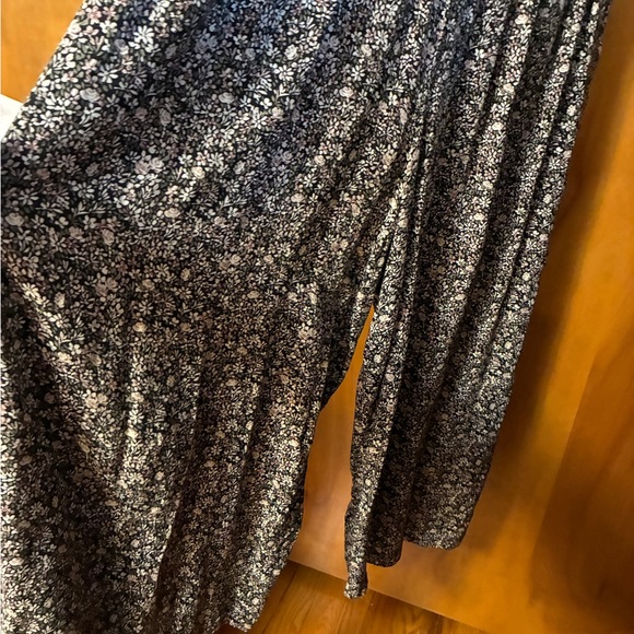 Molly Malloy Petite Black Floral Jumpsuit - Picture 5 of 10